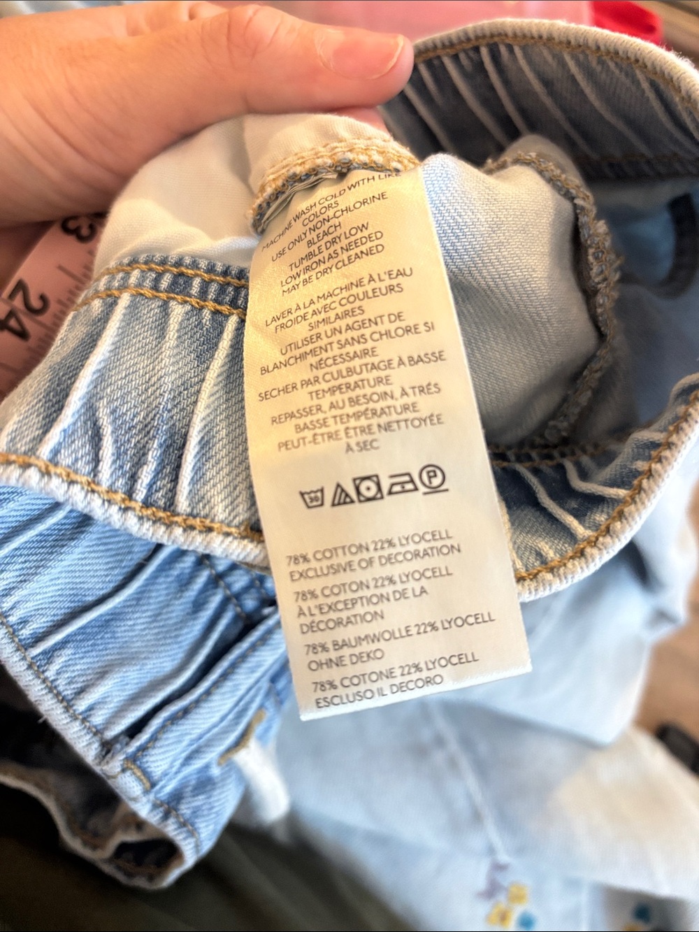 Anthropologie Pilcro The Adi Ditsy Floral Flair Jeans- Size Large - Picture 11 of 13